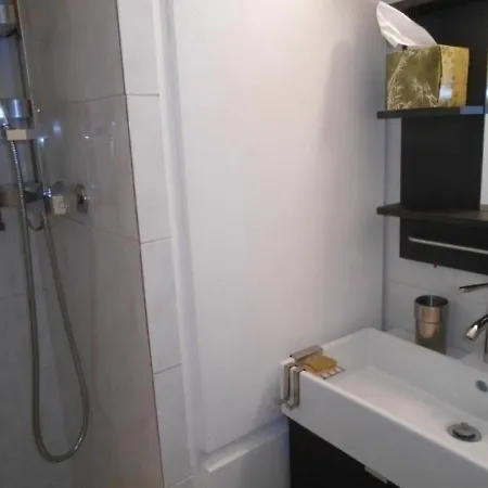 Studio Moderne Dans Une Calme 164 Lägenhet *